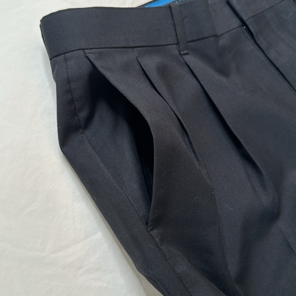 Axist men’s black dress pants in GREAT CONDITION. Size 33 x 30 - Picture 6 of 8